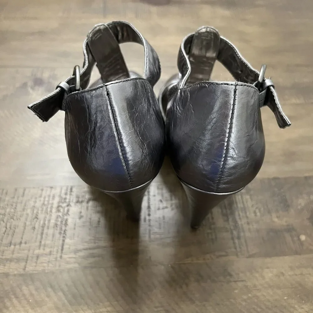 Steve Madden‎ Silver Platform Peep Toe Women's Size 7.0 M, Shoes
